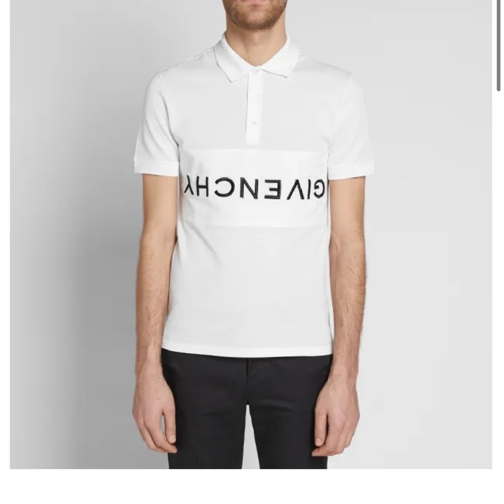 ❌SOLD❌Men Upside down Givenchy top sizeXL